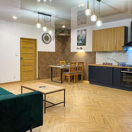 Apartamenty Lux Slowackiego, Przemyśl Exteriör bild